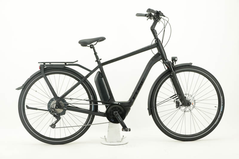 Cube Town Sport Hybrid SL 500 13,4 Ah Herrenfahrrad 11 Gang Kettenschaltung schwarz matt Bosch