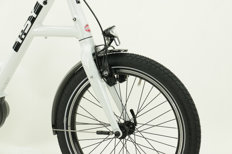 I:SY DrivE S8 RT 20" Urban Pedelec 8-Gang Nexus RBN 400Wh 11 Ah Unisexfahrrad 8 Gang Nabenschaltung mit Rücktritt weiss