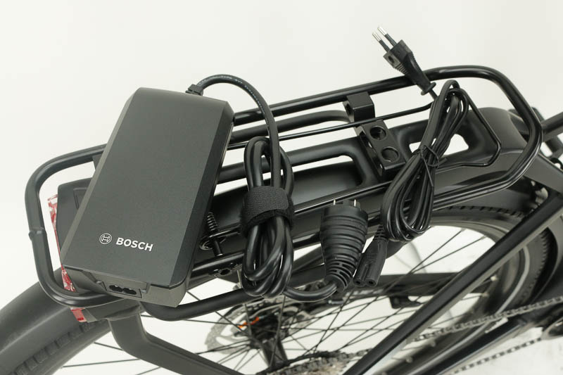 Cube Touring Hybrid Pro 500 Ah Herrenfahrrad 10 Gang Kettenschaltung schwarz matt Bosch
