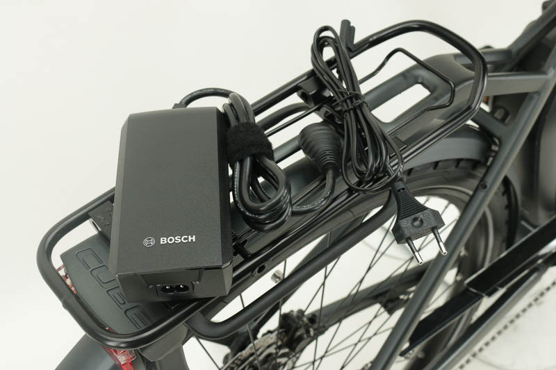 Cube Town Sport Hybrid Pro 400 11 Ah Damenfahrrad 10 Gang Kettenschaltung anthrazit matt Bosch