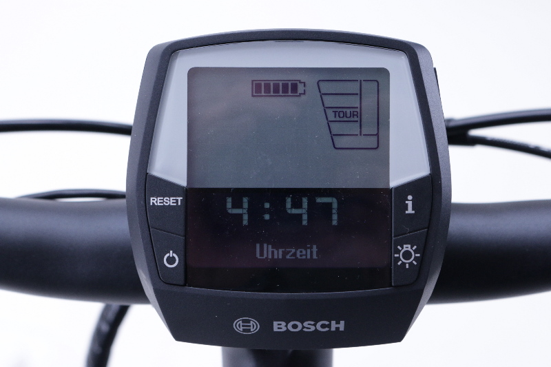 Pegasus Premium E9C Ah Damenfahrrad 9 Gang Kettenschaltung schwarz matt Bosch