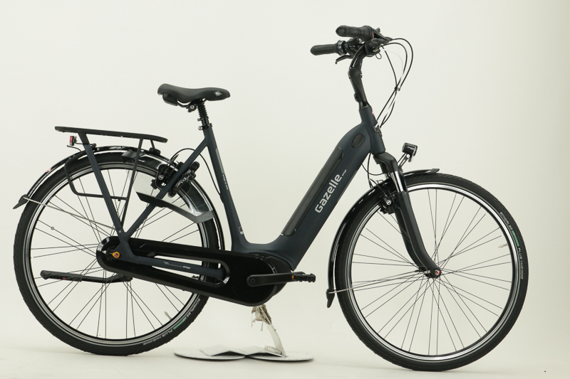 Gazelle Arroyo C7+ HBM Elite E-Bike/ Pedelec 7-Gang Nabe RBN 500W In 13,4 Ah Unisexfahrrad 7 Gang Nabenschaltung mit Rücktritt dunkelblau matt